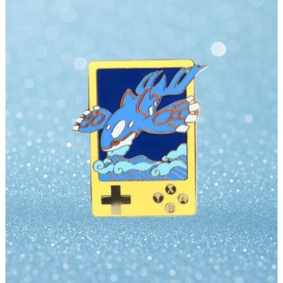 Pokémon Gameboy Legendary Enamel Pin Set Mewtwo Arceus Jirachi Rayquaza Kyogre - Picture 11 of 12